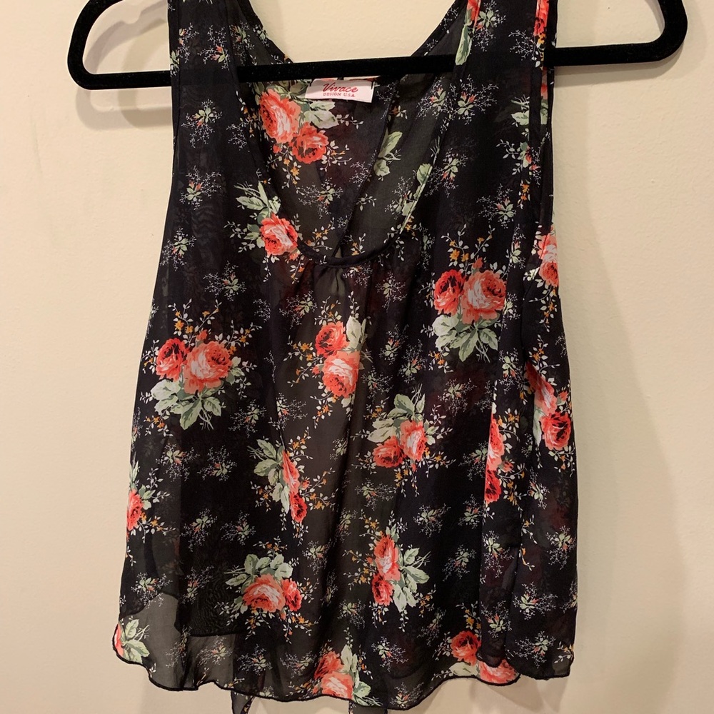 💙 Flowy Tie Back Tank w/ Floral Print